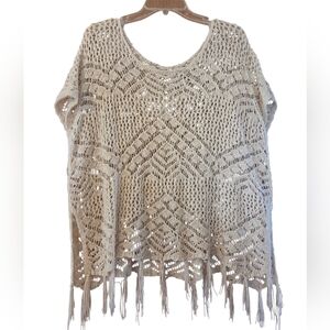 No Brand Crocheted Fringed Top Ivory Svoop Neck Size Medium